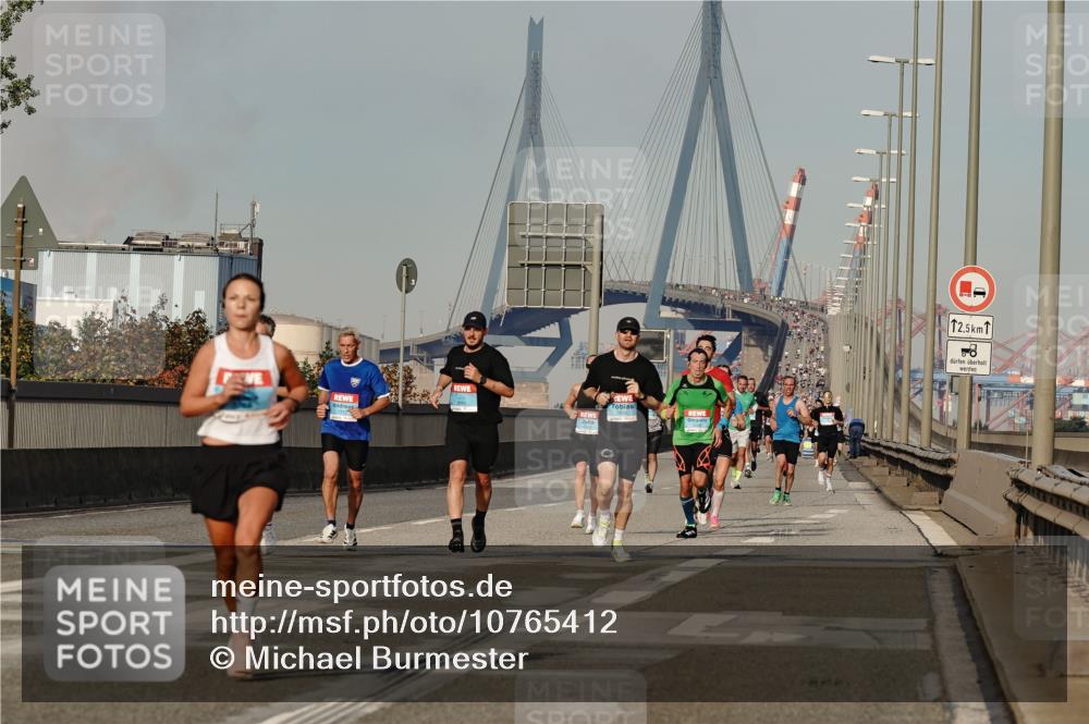 03.10.2026 - Köhlbrandbrückenlauf Michael Burmester http://msf.ph/oto/10765412 03.10.2026 09:43:17 Position 3  meine-sportfotos.de