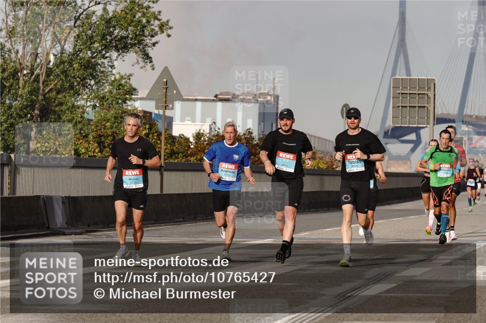 03.10.2026 - Köhlbrandbrückenlauf Michael Burmester http://msf.ph/oto/10765427 03.10.2026 09:43:21 Position 3 3791, 1712, 3864, 2656 meine-sportfotos.de