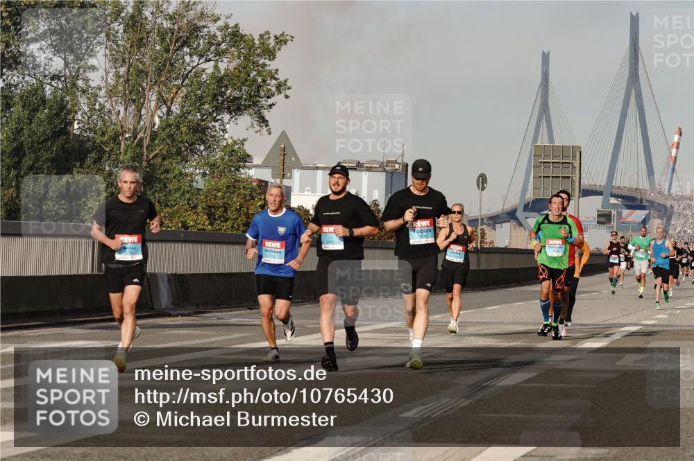 03.10.2026 - Köhlbrandbrückenlauf Michael Burmester http://msf.ph/oto/10765430 03.10.2026 09:43:23 Position 3 1712 meine-sportfotos.de