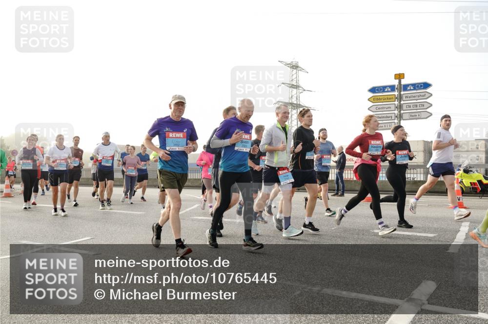 03.10.2026 - Köhlbrandbrückenlauf Michael Burmester http://msf.ph/oto/10765445 03.10.2026 09:19:56 Position 3 3852 meine-sportfotos.de
