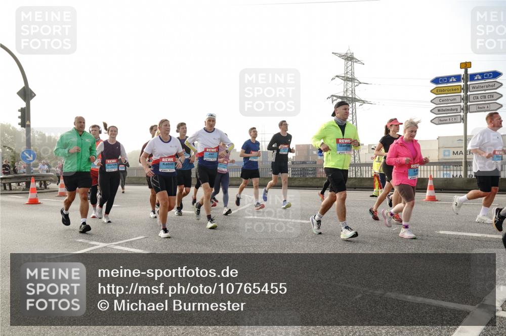 03.10.2026 - Köhlbrandbrückenlauf Michael Burmester http://msf.ph/oto/10765455 03.10.2026 09:19:57 Position 3  meine-sportfotos.de