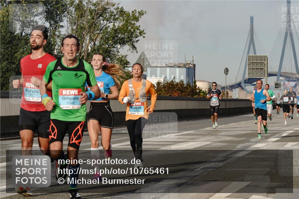 03.10.2026 - Köhlbrandbrückenlauf Michael Burmester http://msf.ph/oto/10765461 03.10.2026 09:43:31 Position 3 1290, 2046, 2356 meine-sportfotos.de