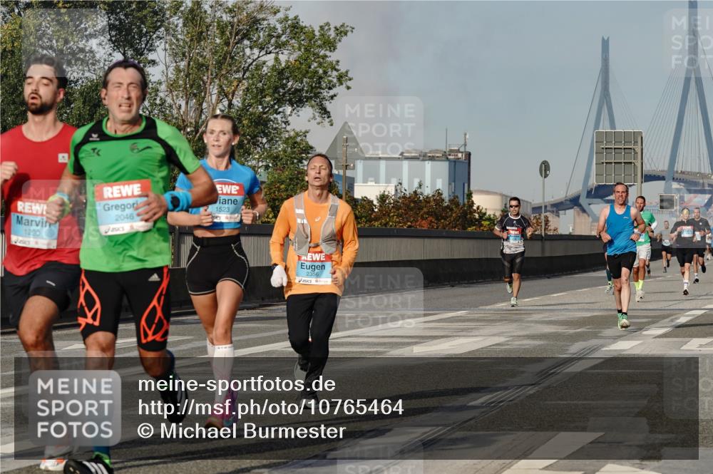 03.10.2026 - Köhlbrandbrückenlauf Michael Burmester http://msf.ph/oto/10765464 03.10.2026 09:43:31 Position 3 1290, 2046, 1523, 2356 meine-sportfotos.de
