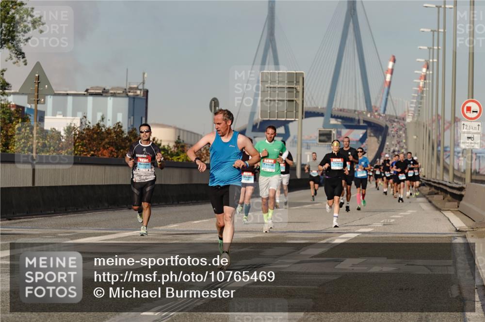 03.10.2026 - Köhlbrandbrückenlauf Michael Burmester http://msf.ph/oto/10765469 03.10.2026 09:43:33 Position 3 12, 5 meine-sportfotos.de