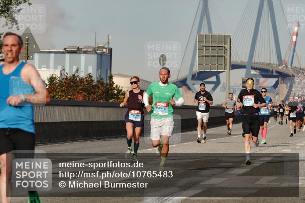 03.10.2026 - Köhlbrandbrückenlauf Michael Burmester http://msf.ph/oto/10765483 03.10.2026 09:43:37 Position 3 2246, 1760 meine-sportfotos.de
