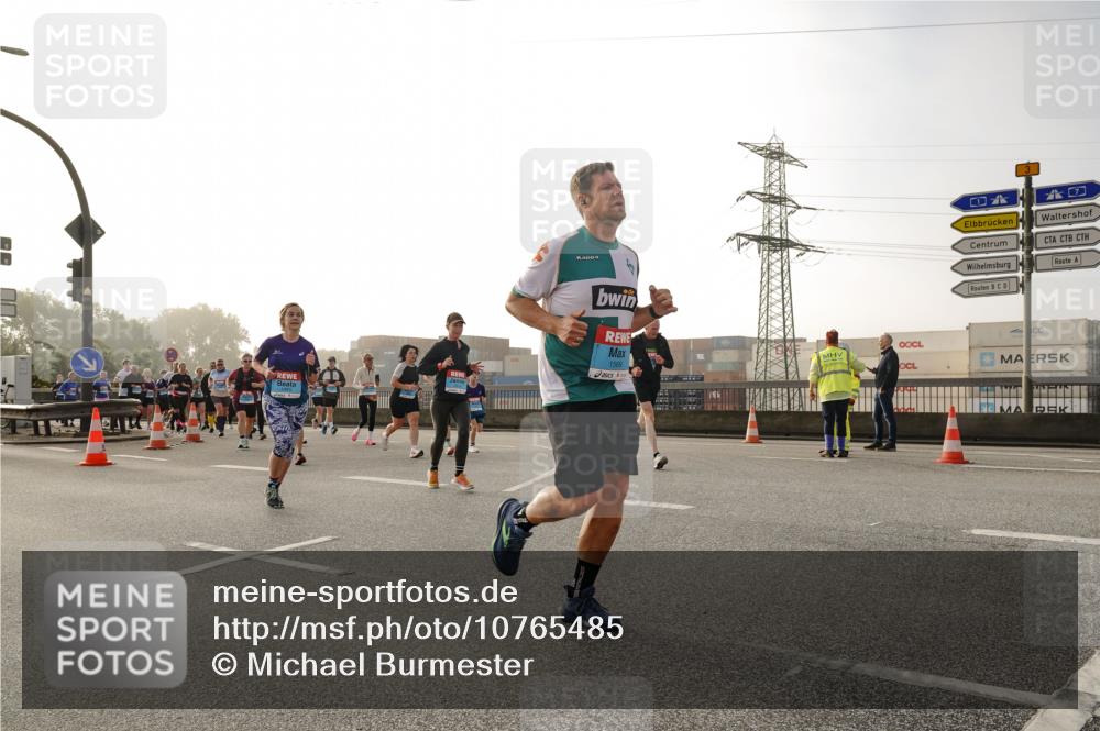 03.10.2026 - Köhlbrandbrückenlauf Michael Burmester http://msf.ph/oto/10765485 03.10.2026 09:20:01 Position 3 1393, 1569, 3 meine-sportfotos.de