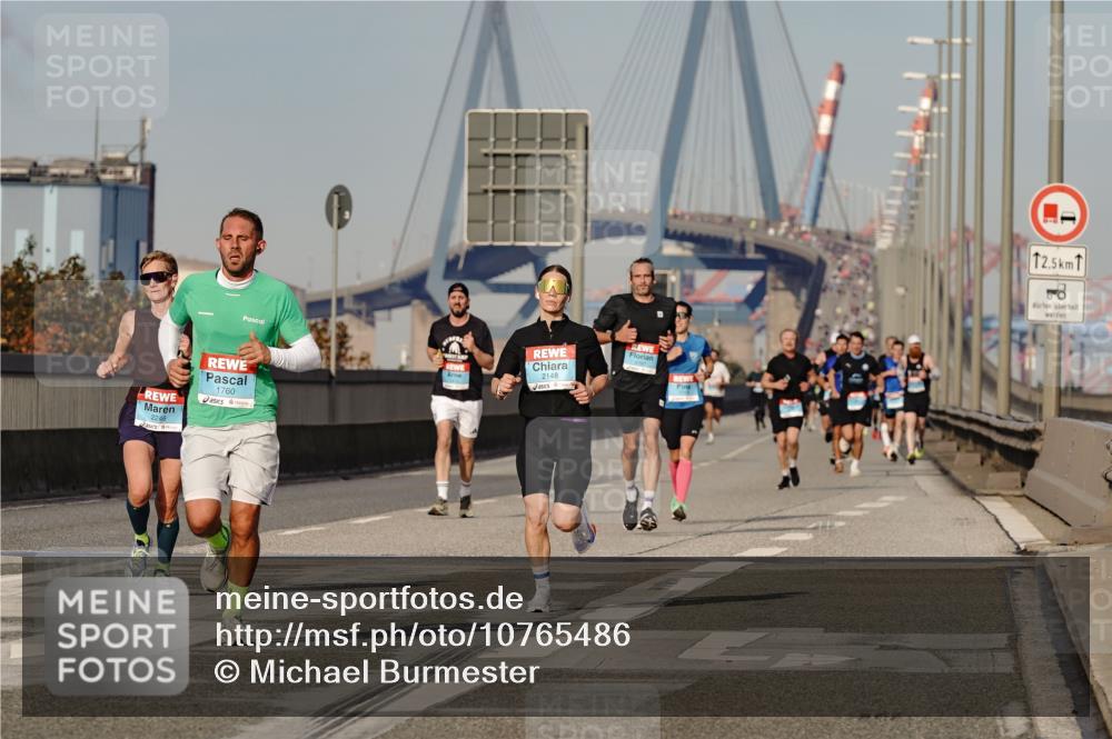 03.10.2026 - Köhlbrandbrückenlauf Michael Burmester http://msf.ph/oto/10765486 03.10.2026 09:43:38 Position 3 2246, 1760, 2148, 12, 5 meine-sportfotos.de