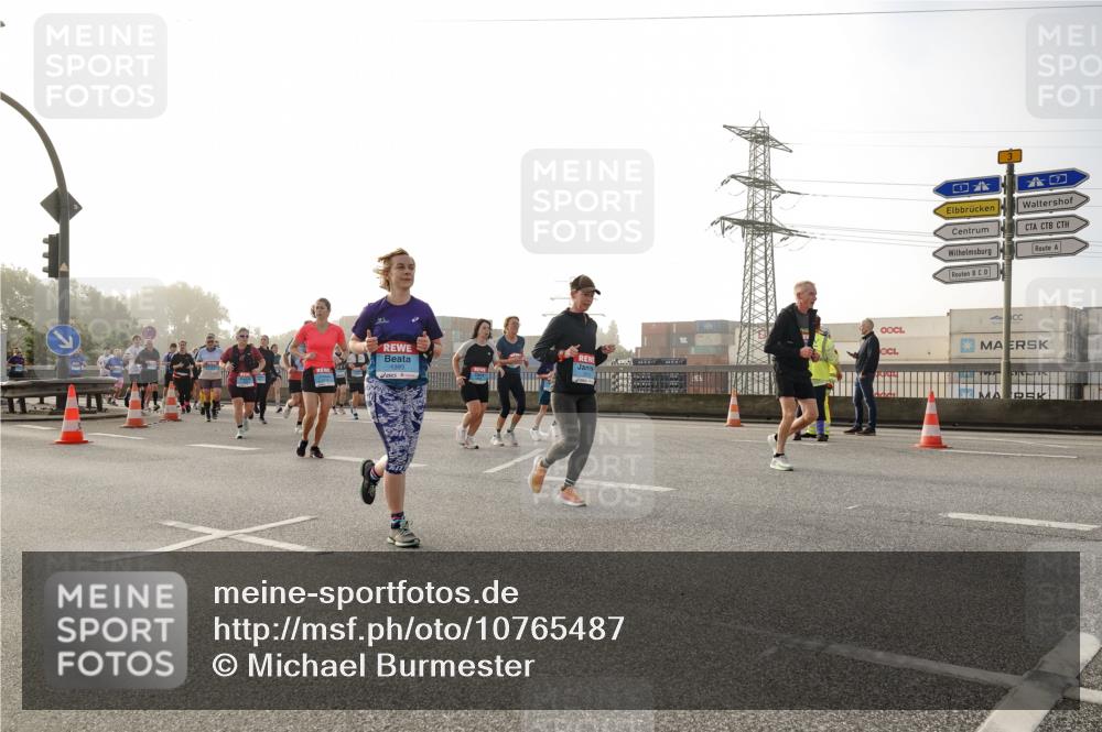 03.10.2026 - Köhlbrandbrückenlauf Michael Burmester http://msf.ph/oto/10765487 03.10.2026 09:20:02 Position 3 1393 meine-sportfotos.de