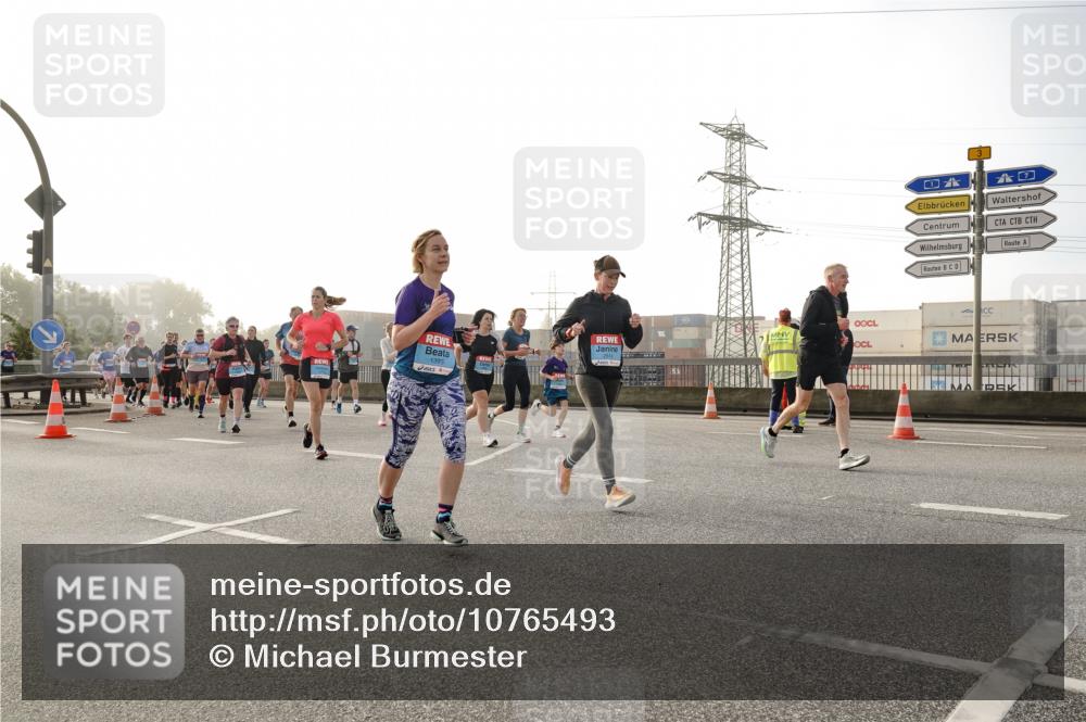 03.10.2026 - Köhlbrandbrückenlauf Michael Burmester http://msf.ph/oto/10765493 03.10.2026 09:20:02 Position 3 2514, 1393 meine-sportfotos.de
