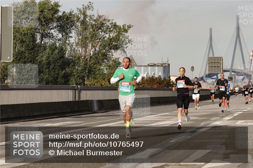 03.10.2026 - Köhlbrandbrückenlauf Michael Burmester http://msf.ph/oto/10765497 03.10.2026 09:43:41 Position 3 1760, 2148 meine-sportfotos.de