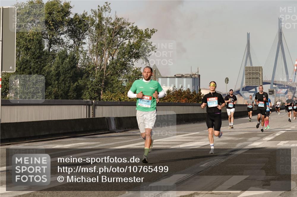 03.10.2026 - Köhlbrandbrückenlauf Michael Burmester http://msf.ph/oto/10765499 03.10.2026 09:43:41 Position 3 1760, 2148 meine-sportfotos.de