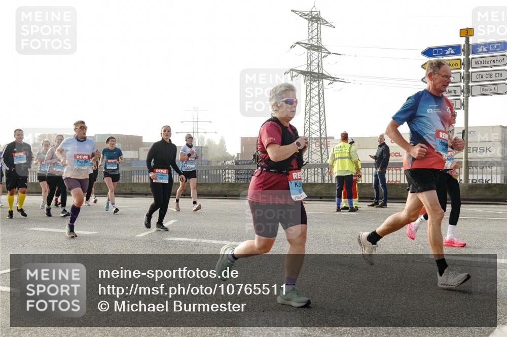 03.10.2026 - Köhlbrandbrückenlauf Michael Burmester http://msf.ph/oto/10765511 03.10.2026 09:20:05 Position 3  meine-sportfotos.de
