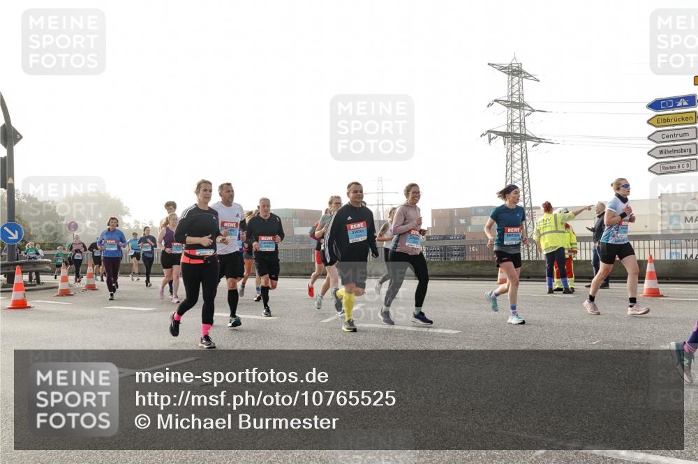 03.10.2026 - Köhlbrandbrückenlauf Michael Burmester http://msf.ph/oto/10765525 03.10.2026 09:20:08 Position 3  meine-sportfotos.de