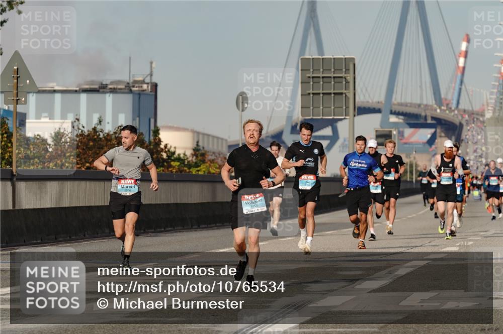 03.10.2026 - Köhlbrandbrückenlauf Michael Burmester http://msf.ph/oto/10765534 03.10.2026 09:43:53 Position 3 2208 meine-sportfotos.de