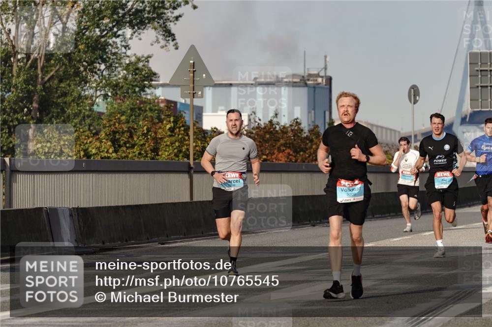 03.10.2026 - Köhlbrandbrückenlauf Michael Burmester http://msf.ph/oto/10765545 03.10.2026 09:43:55 Position 3 2208 meine-sportfotos.de