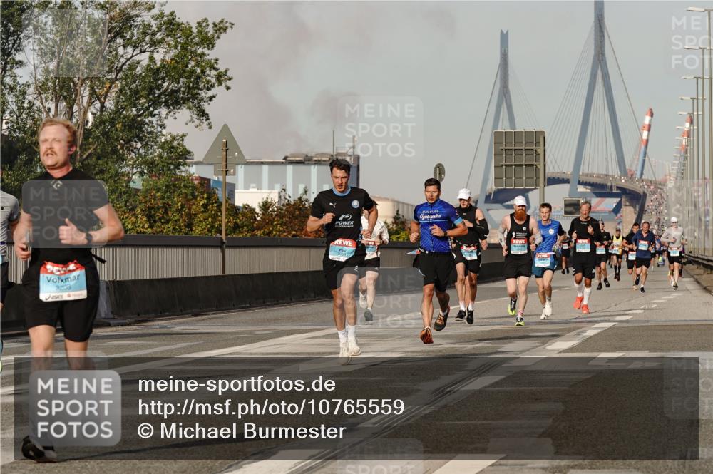 03.10.2026 - Köhlbrandbrückenlauf Michael Burmester http://msf.ph/oto/10765559 03.10.2026 09:43:59 Position 3 2208 meine-sportfotos.de