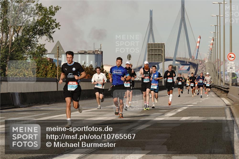 03.10.2026 - Köhlbrandbrückenlauf Michael Burmester http://msf.ph/oto/10765567 03.10.2026 09:44:00 Position 3 3769, 12, 5 meine-sportfotos.de