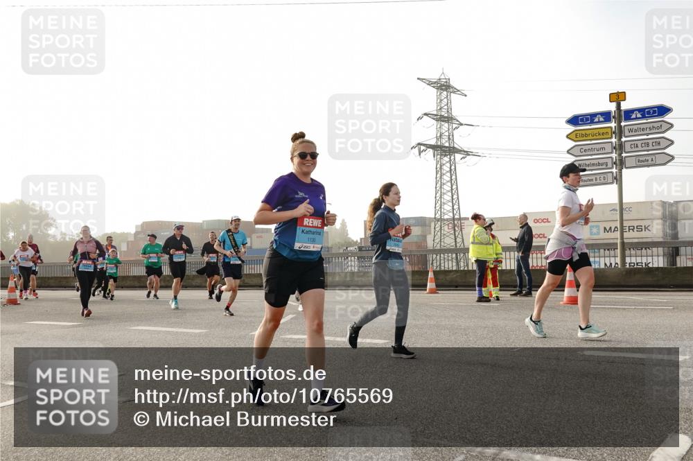 03.10.2026 - Köhlbrandbrückenlauf Michael Burmester http://msf.ph/oto/10765569 03.10.2026 09:20:13 Position 3 1130 meine-sportfotos.de