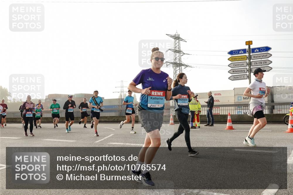 03.10.2026 - Köhlbrandbrückenlauf Michael Burmester http://msf.ph/oto/10765574 03.10.2026 09:20:13 Position 3 1130, 2643 meine-sportfotos.de