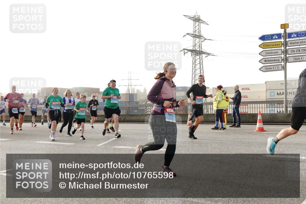03.10.2026 - Köhlbrandbrückenlauf Michael Burmester http://msf.ph/oto/10765598 03.10.2026 09:20:16 Position 3 2603 meine-sportfotos.de