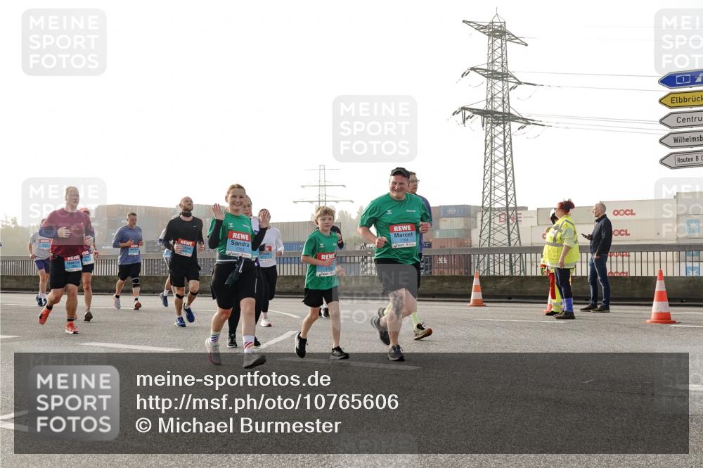03.10.2026 - Köhlbrandbrückenlauf Michael Burmester http://msf.ph/oto/10765606 03.10.2026 09:20:17 Position 3 1763, 1 meine-sportfotos.de