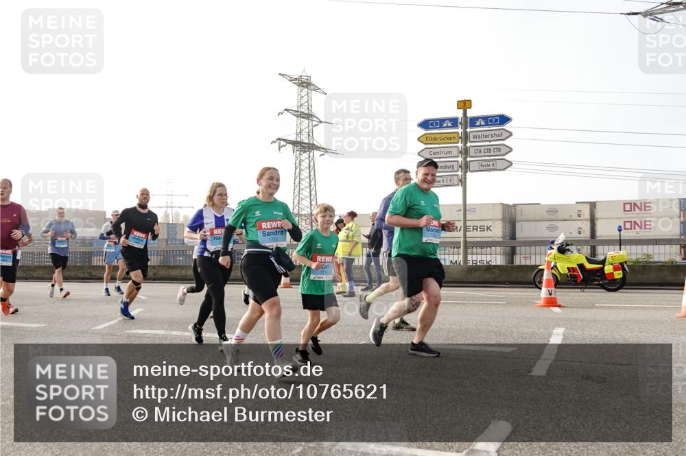03.10.2026 - Köhlbrandbrückenlauf Michael Burmester http://msf.ph/oto/10765621 03.10.2026 09:20:18 Position 3 1763 meine-sportfotos.de
