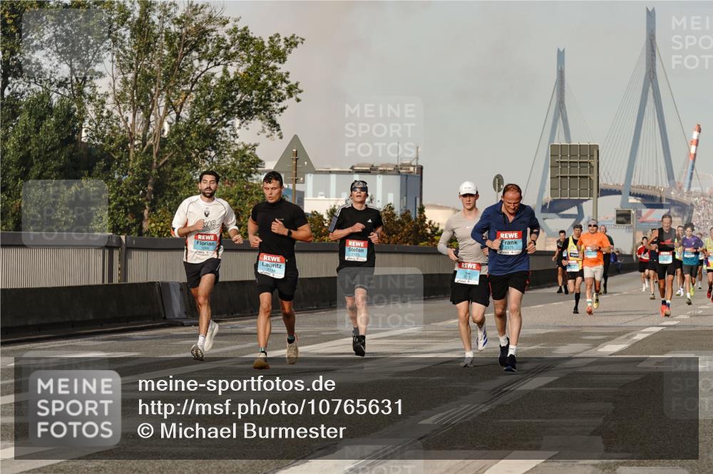 03.10.2026 - Köhlbrandbrückenlauf Michael Burmester http://msf.ph/oto/10765631 03.10.2026 09:44:15 Position 3 2133, 2375 meine-sportfotos.de