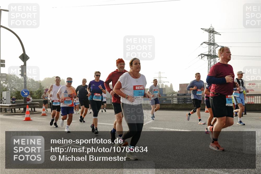 03.10.2026 - Köhlbrandbrückenlauf Michael Burmester http://msf.ph/oto/10765634 03.10.2026 09:20:21 Position 3 3815 meine-sportfotos.de
