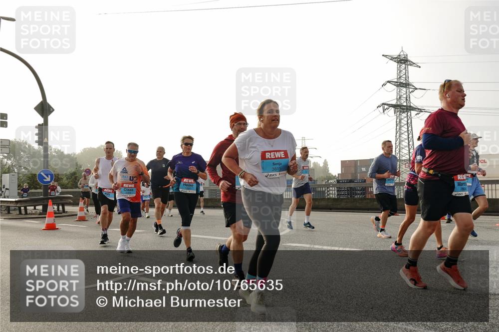 03.10.2026 - Köhlbrandbrückenlauf Michael Burmester http://msf.ph/oto/10765635 03.10.2026 09:20:21 Position 3 3815 meine-sportfotos.de