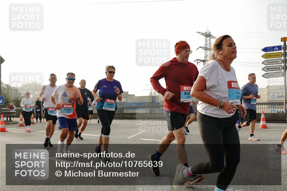 03.10.2026 - Köhlbrandbrückenlauf Michael Burmester http://msf.ph/oto/10765639 03.10.2026 09:20:22 Position 3 2064, 1691, 3815, 1605 meine-sportfotos.de