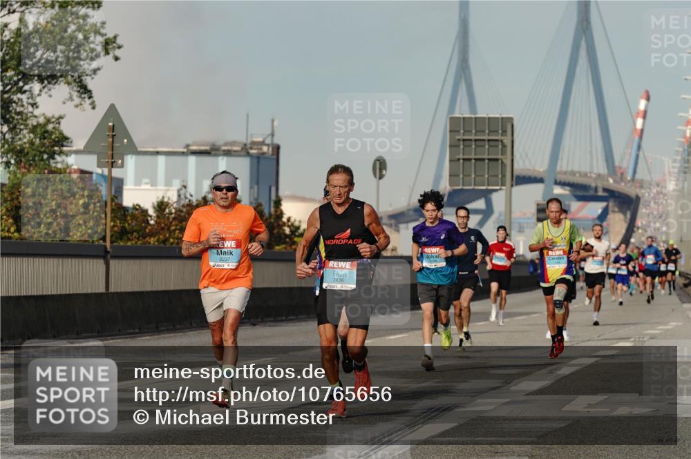 03.10.2026 - Köhlbrandbrückenlauf Michael Burmester http://msf.ph/oto/10765656 03.10.2026 09:44:23 Position 3 2237, 3836 meine-sportfotos.de