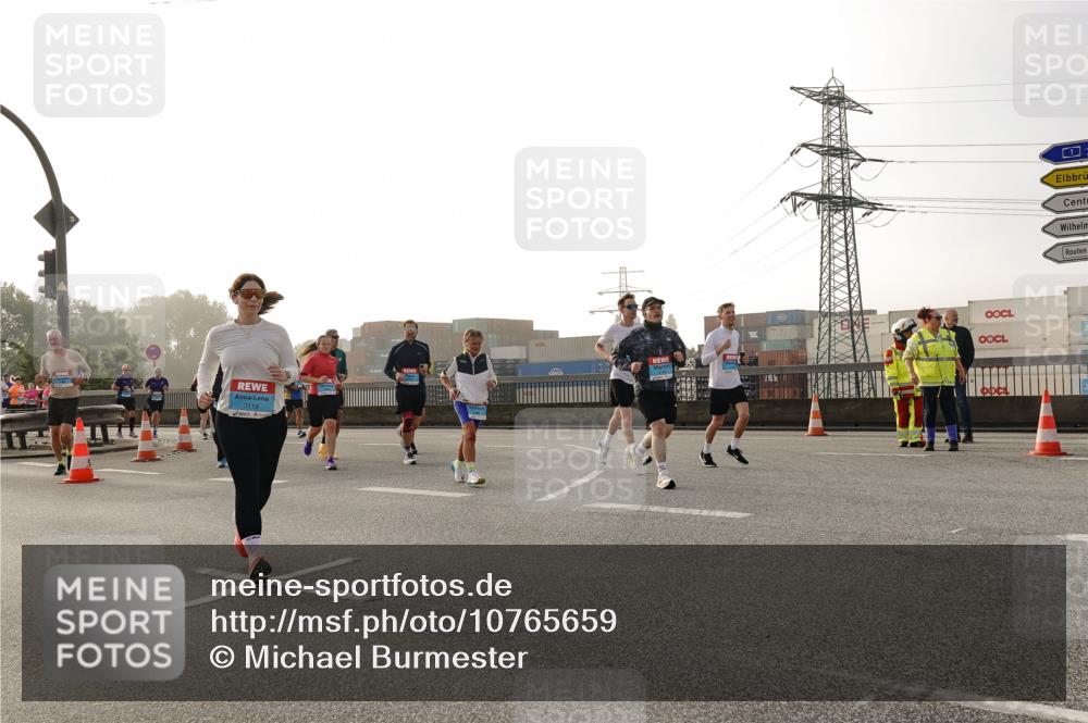 03.10.2026 - Köhlbrandbrückenlauf Michael Burmester http://msf.ph/oto/10765659 03.10.2026 09:20:24 Position 3 3118 meine-sportfotos.de