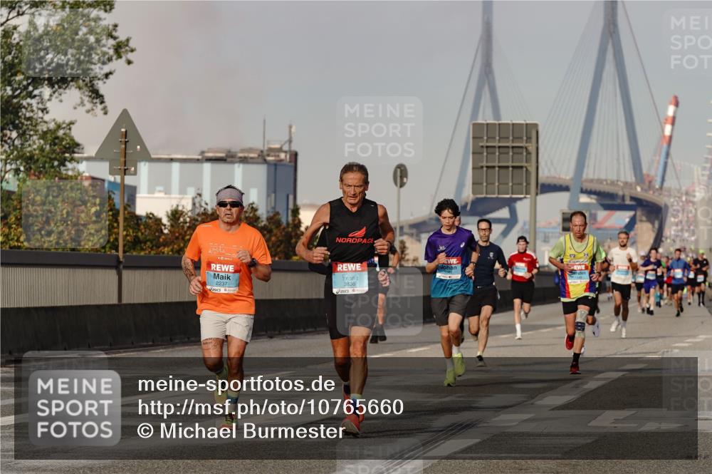 03.10.2026 - Köhlbrandbrückenlauf Michael Burmester http://msf.ph/oto/10765660 03.10.2026 09:44:24 Position 3 2237, 3836 meine-sportfotos.de