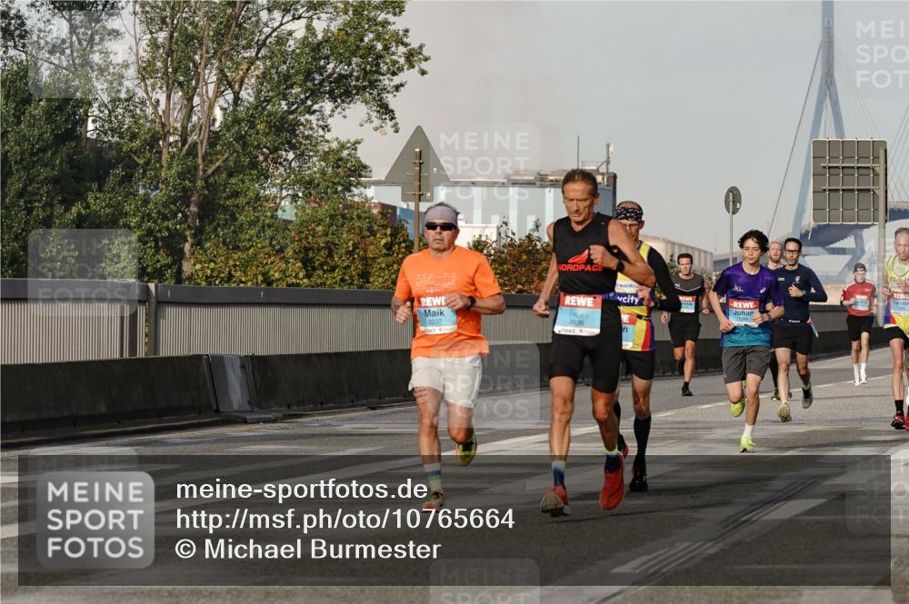 03.10.2026 - Köhlbrandbrückenlauf Michael Burmester http://msf.ph/oto/10765664 03.10.2026 09:44:25 Position 3 711, 1288, 3, 2237, 3836 meine-sportfotos.de