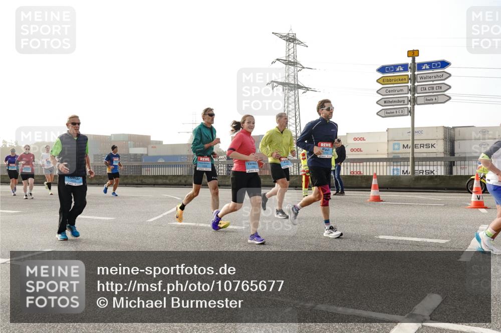 03.10.2026 - Köhlbrandbrückenlauf Michael Burmester http://msf.ph/oto/10765677 03.10.2026 09:20:27 Position 3 3 meine-sportfotos.de