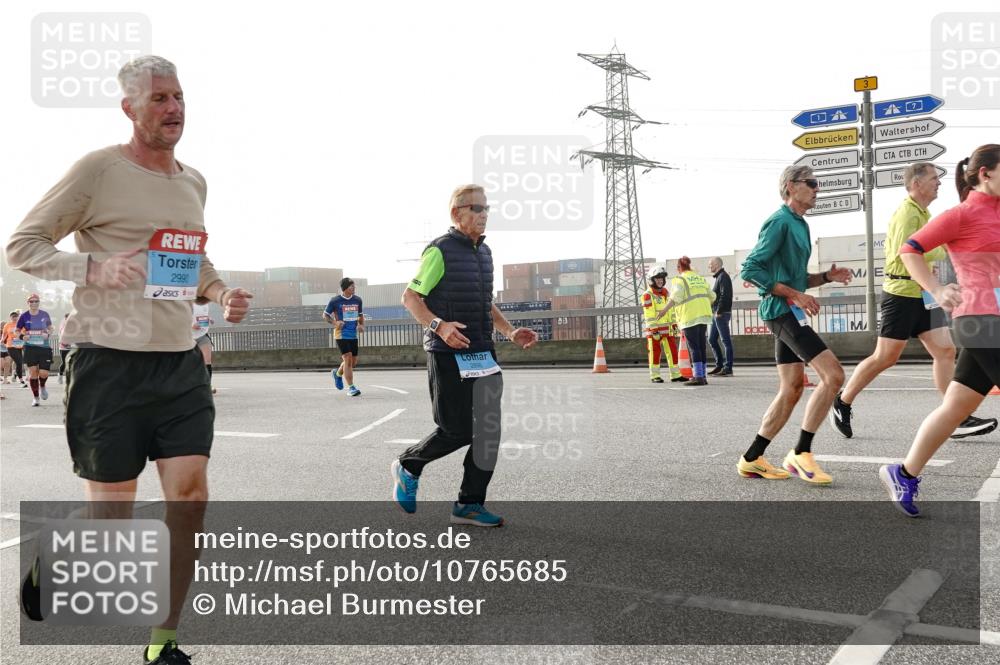03.10.2026 - Köhlbrandbrückenlauf Michael Burmester http://msf.ph/oto/10765685 03.10.2026 09:20:28 Position 3 2990, 3 meine-sportfotos.de