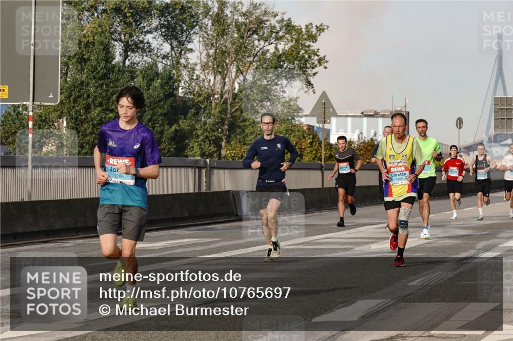 03.10.2026 - Köhlbrandbrückenlauf Michael Burmester http://msf.ph/oto/10765697 03.10.2026 09:44:31 Position 3 1288, 1349 meine-sportfotos.de