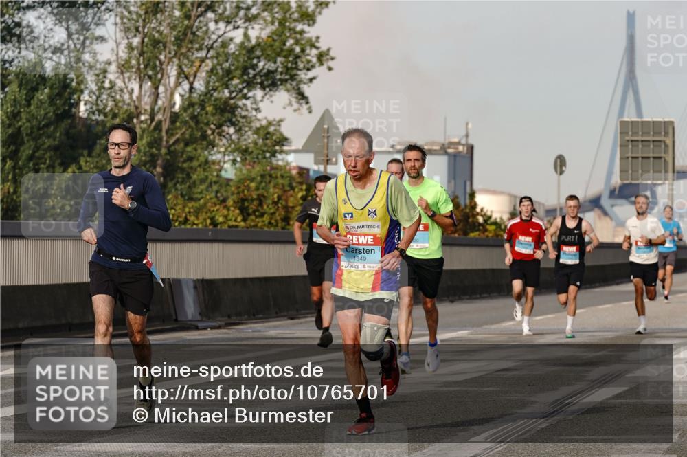 03.10.2026 - Köhlbrandbrückenlauf Michael Burmester http://msf.ph/oto/10765701 03.10.2026 09:44:32 Position 3 1349 meine-sportfotos.de