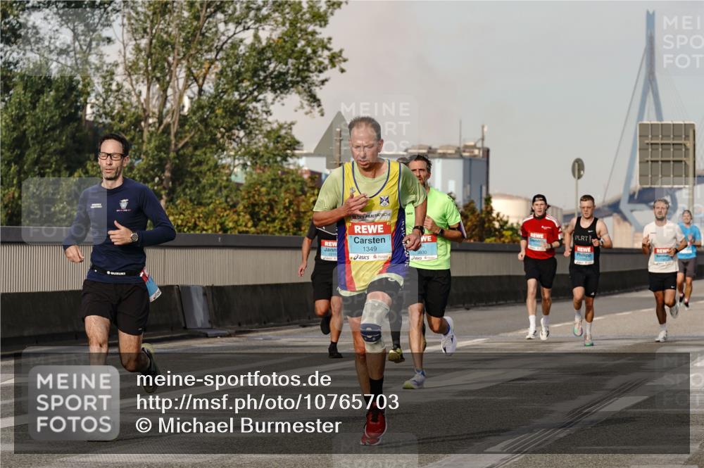 03.10.2026 - Köhlbrandbrückenlauf Michael Burmester http://msf.ph/oto/10765703 03.10.2026 09:44:32 Position 3 1349 meine-sportfotos.de