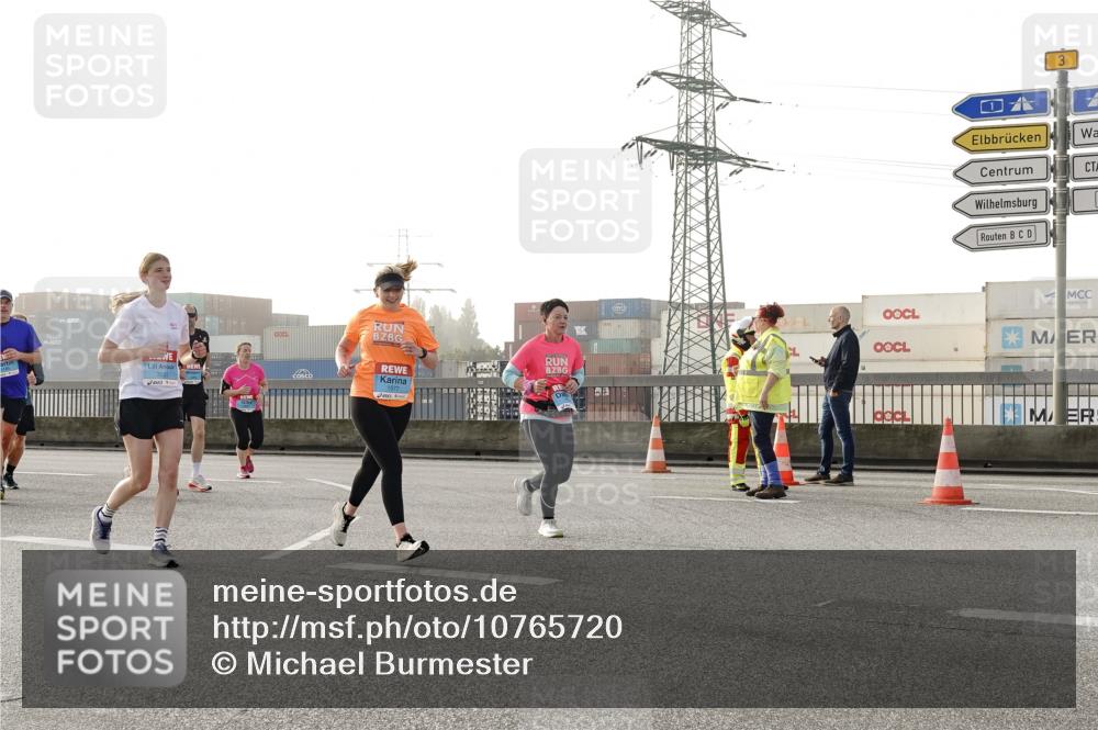 03.10.2026 - Köhlbrandbrückenlauf Michael Burmester http://msf.ph/oto/10765720 03.10.2026 09:20:34 Position 3 3 meine-sportfotos.de