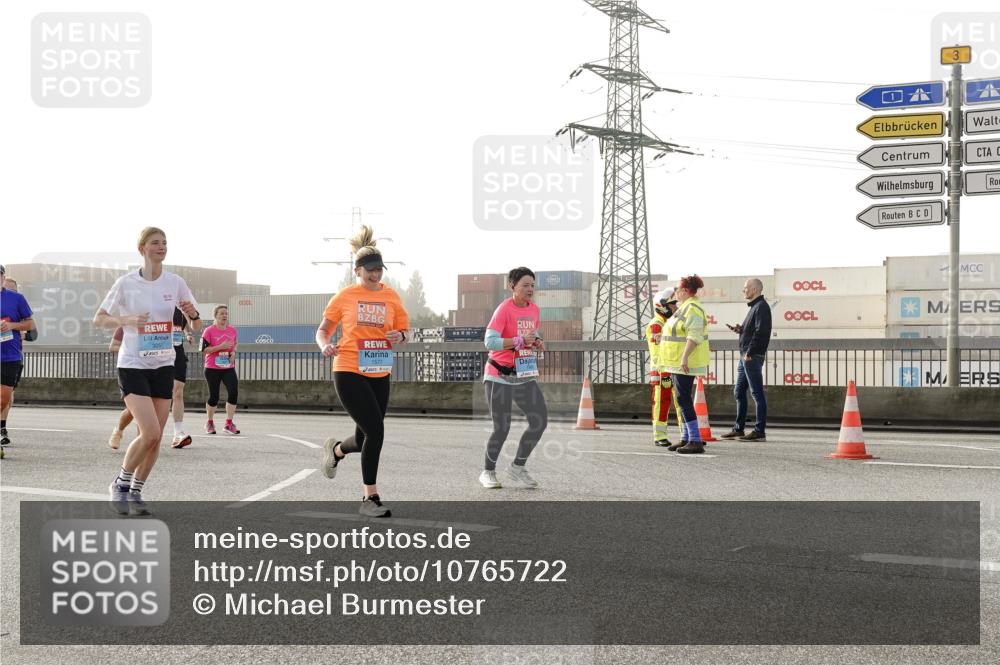 03.10.2026 - Köhlbrandbrückenlauf Michael Burmester http://msf.ph/oto/10765722 03.10.2026 09:20:34 Position 3 3, 1, 782 meine-sportfotos.de