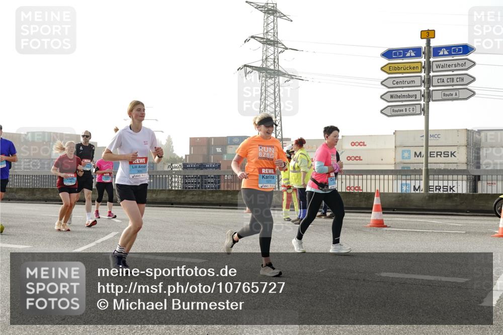 03.10.2026 - Köhlbrandbrückenlauf Michael Burmester http://msf.ph/oto/10765727 03.10.2026 09:20:35 Position 3 11, 3051, 3, 1577 meine-sportfotos.de