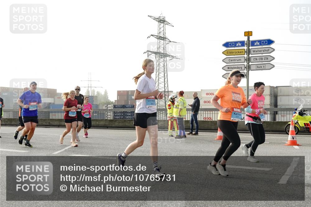 03.10.2026 - Köhlbrandbrückenlauf Michael Burmester http://msf.ph/oto/10765731 03.10.2026 09:20:35 Position 3 305, 3, 1577 meine-sportfotos.de