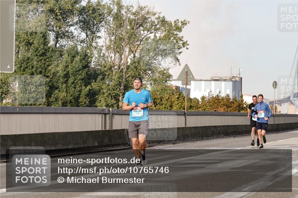 03.10.2026 - Köhlbrandbrückenlauf Michael Burmester http://msf.ph/oto/10765746 03.10.2026 09:44:45 Position 3 2175 meine-sportfotos.de
