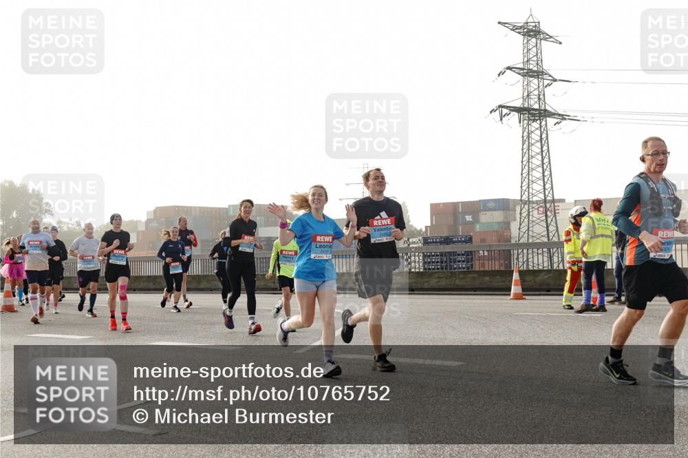 03.10.2026 - Köhlbrandbrückenlauf Michael Burmester http://msf.ph/oto/10765752 03.10.2026 09:20:38 Position 3 2919, 576 meine-sportfotos.de