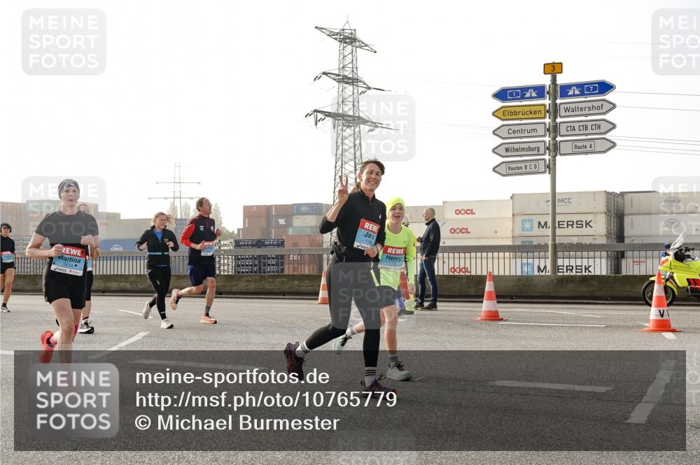 03.10.2026 - Köhlbrandbrückenlauf Michael Burmester http://msf.ph/oto/10765779 03.10.2026 09:20:40 Position 3 3124, 178, 3 meine-sportfotos.de