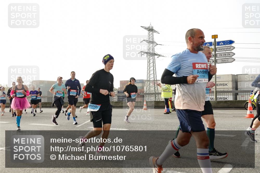 03.10.2026 - Köhlbrandbrückenlauf Michael Burmester http://msf.ph/oto/10765801 03.10.2026 09:20:43 Position 3 1734 meine-sportfotos.de