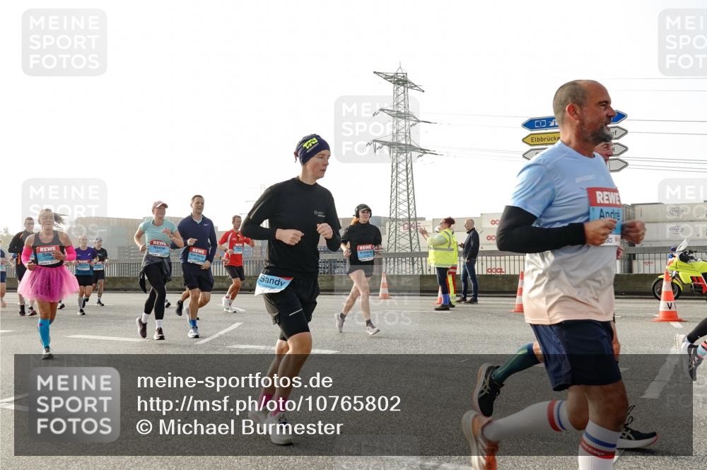03.10.2026 - Köhlbrandbrückenlauf Michael Burmester http://msf.ph/oto/10765802 03.10.2026 09:20:43 Position 3 00 meine-sportfotos.de