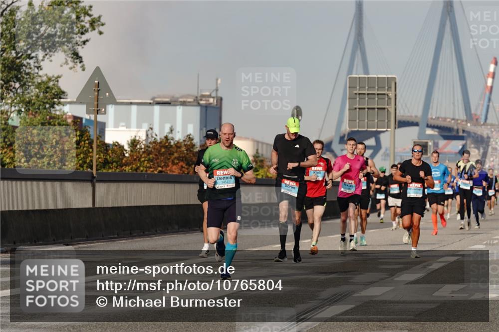 03.10.2026 - Köhlbrandbrückenlauf Michael Burmester http://msf.ph/oto/10765804 03.10.2026 09:45:00 Position 3 3457 meine-sportfotos.de
