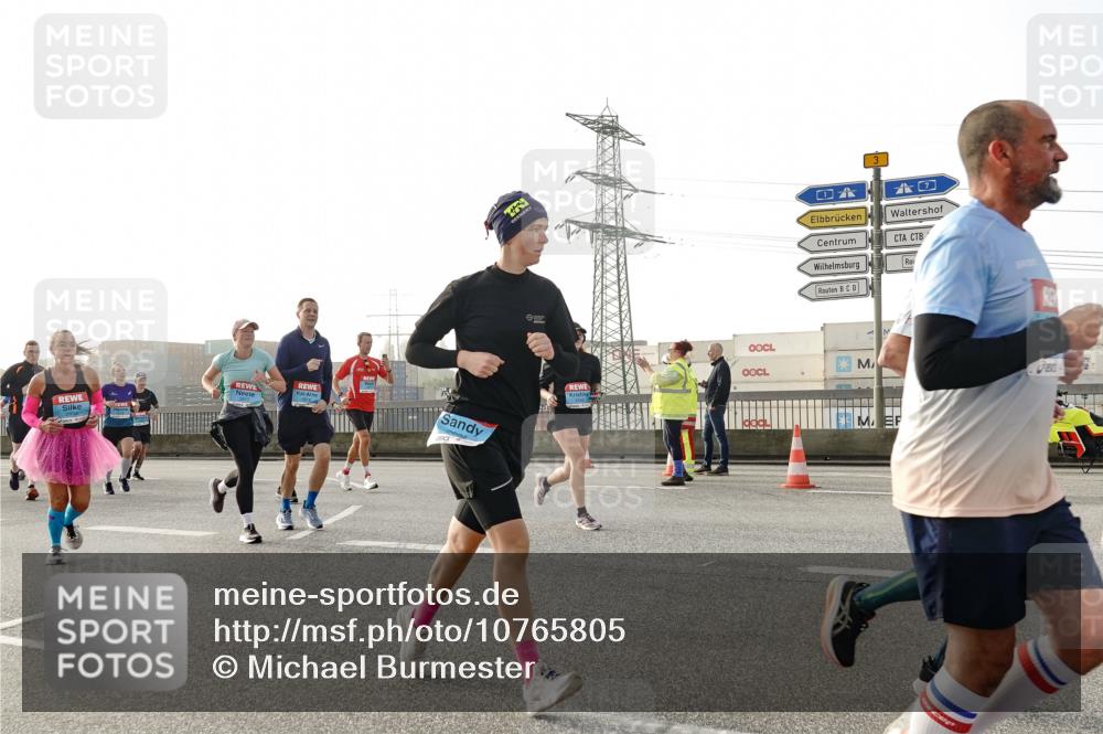 03.10.2026 - Köhlbrandbrückenlauf Michael Burmester http://msf.ph/oto/10765805 03.10.2026 09:20:43 Position 3 3 meine-sportfotos.de